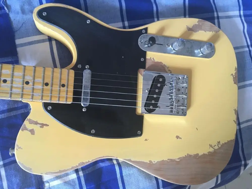 

Ash Butterfly Electric Guitar, Electric Bass Customization Shop, Yellow Electric Guitar Handmade Old Guitar in stock