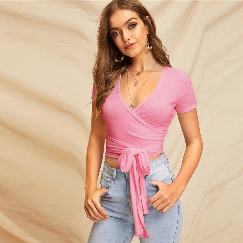 SHEIN, сексуальный облегающий топ с глубоким v-образным вырезом и поясом, женская летняя Элегантная футболка с коротким рукавом