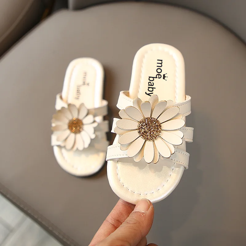 

Girls Summer Slippers Toddler Child Indoor And Outdoor All-match Slippers Girls Flower High Quality Shoes