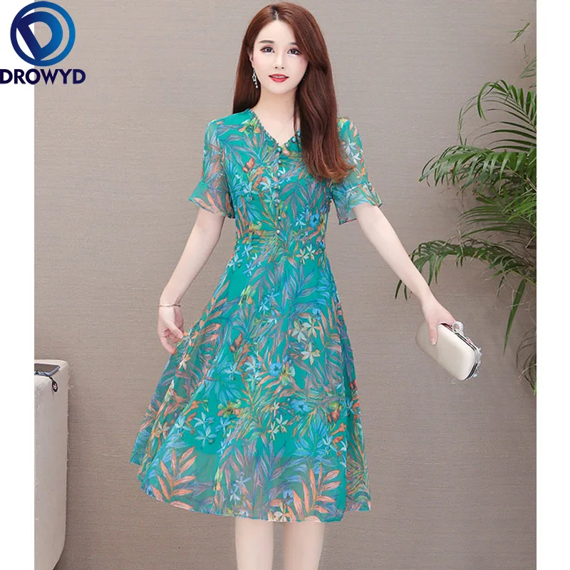 

Women Vintage Printing Dress 2021 Summer Fashion Green V-neck Short Sleeve A-line Party Dresses Casual Midi Vestidos Office Lady