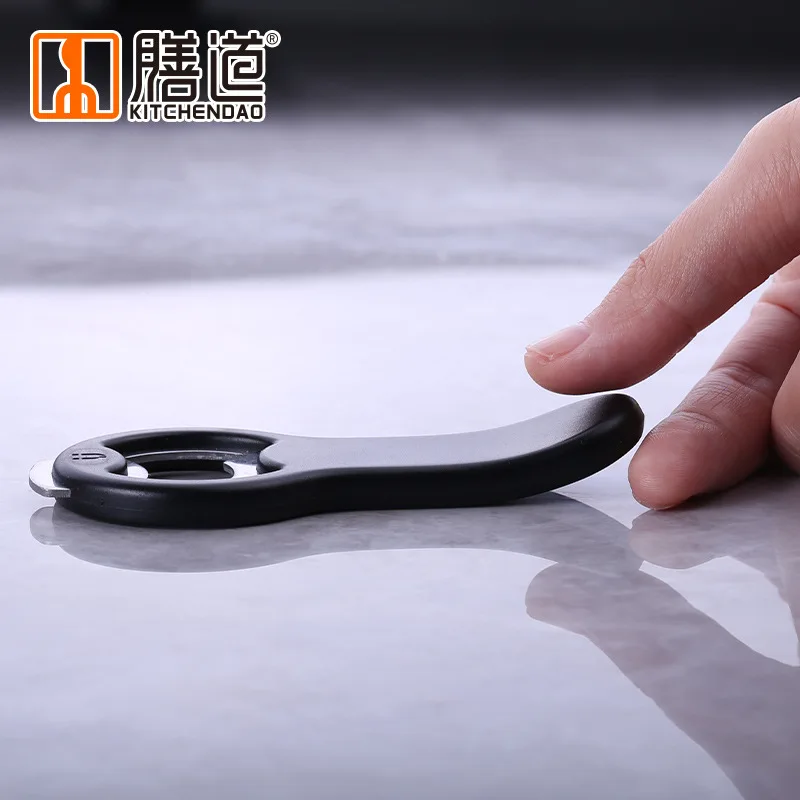 Открывалка для бутылок с магнитной крышкой 2 в 1 прикрепленная к холодильнику