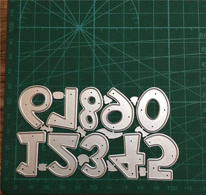 Художественные шрифты букв алфавита ремесло умирает Скрапбукинг металлический