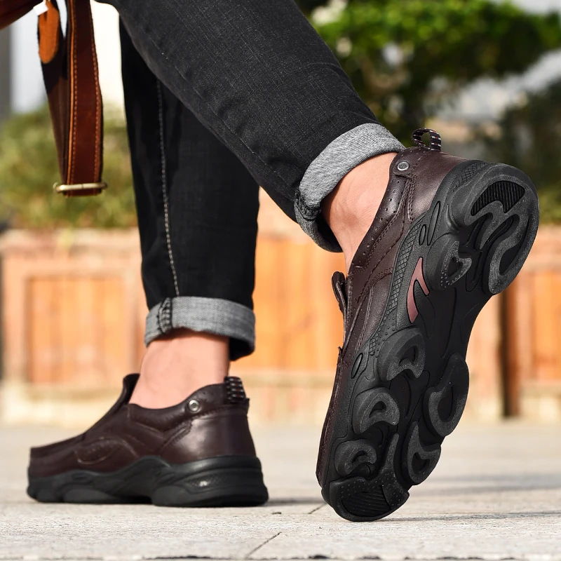 

Men's genuine Leather Shoess Trend Comfortable Men Shoes outdoor Comfortable and breathable British Fashion Men Sneakers