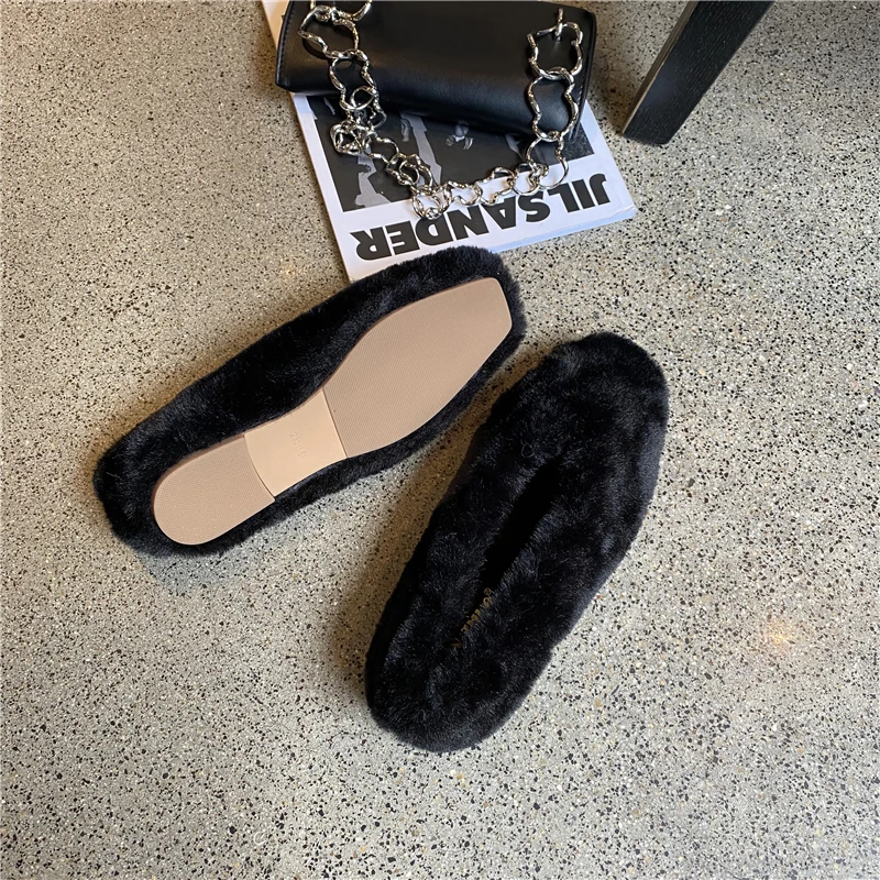 

Casual Loafers Women Fur Flats Shoes Round Toe Slip on Shoes Comfortable Furry Slides Winter Warm Zapatos De Mujer Black Apricot