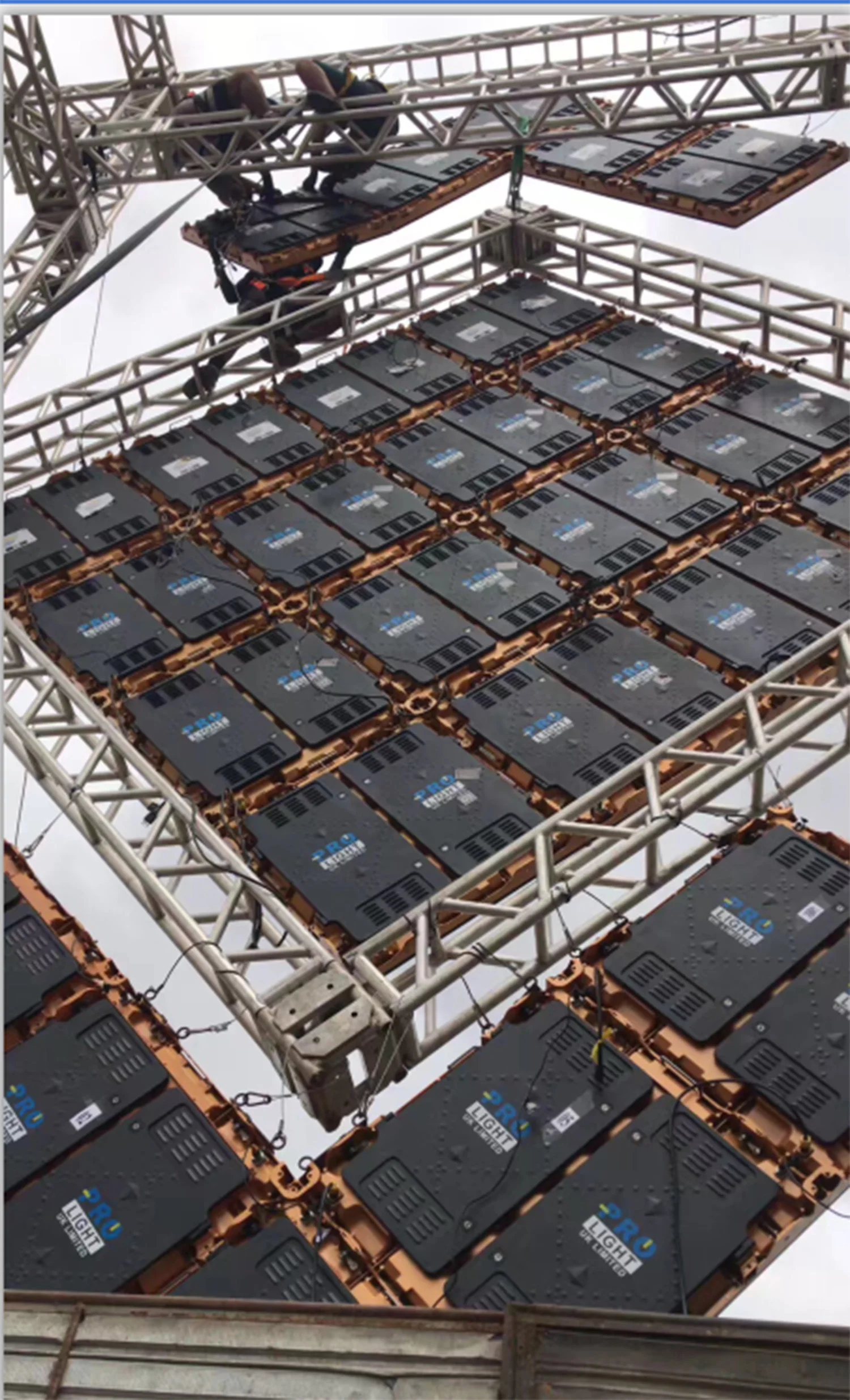 Coreman наружная и внутренняя реклама светодиодный экран шкаф 96x96 см 320x320 320x160 модуль
