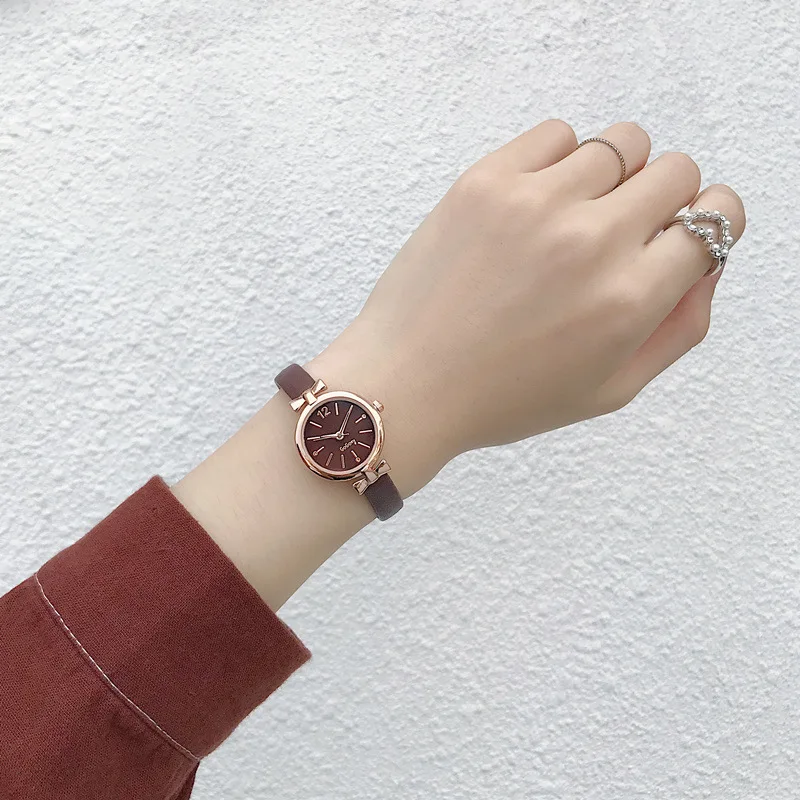 Маленькие женские модельные часы модные с тонким ремешком винтажные Montre Femme |