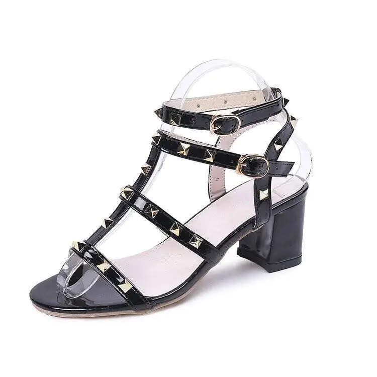 

2021 Brand Designer Women Thick Heel Sandals With Rivets 6cm Classics V Logo High Heels Sandals 34-41 Dust Bag
