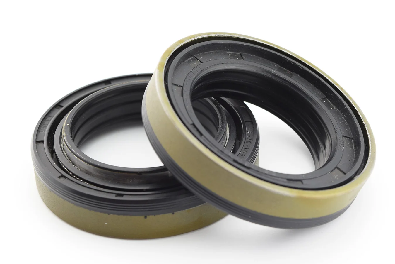 farm machinery tractor oil seal 12015392B 45*70*14/17/45X70X14/17 RWDR KASSETTEDTS TS16949 | Автомобили и мотоциклы