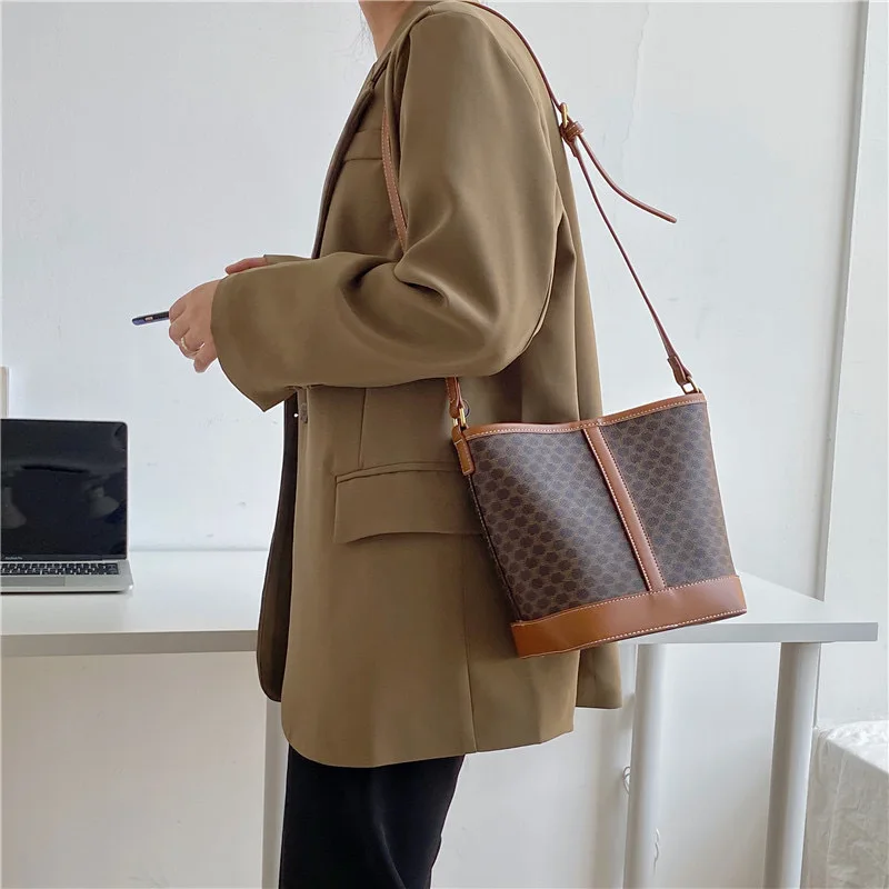 

Large Autumn Winter Women'S Bags Fashion 2021 New Leather Round Bucket Female Shoulder Crossbody Bag Luxury Designer Handbag