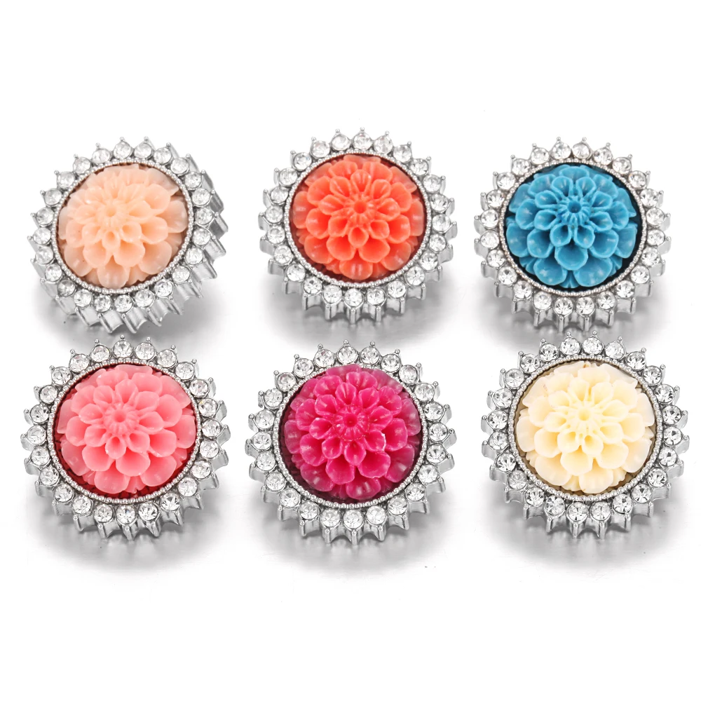 Оснастка украшения со стразами и кристаллами Цветок 18 мм Кнопки Fit Metal Silvercolor