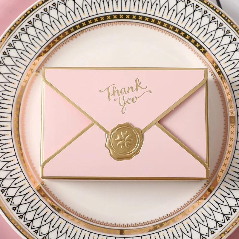 Картонные подарочные коробки Marry&Patry