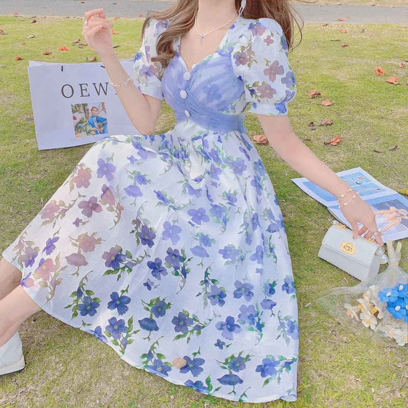 

Женское винтажное платье с V-образным вырезом и пышными рукавами