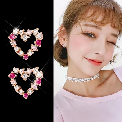 Свежие лепестки в форме уха шпильки темперамент Корея простой личности мода для