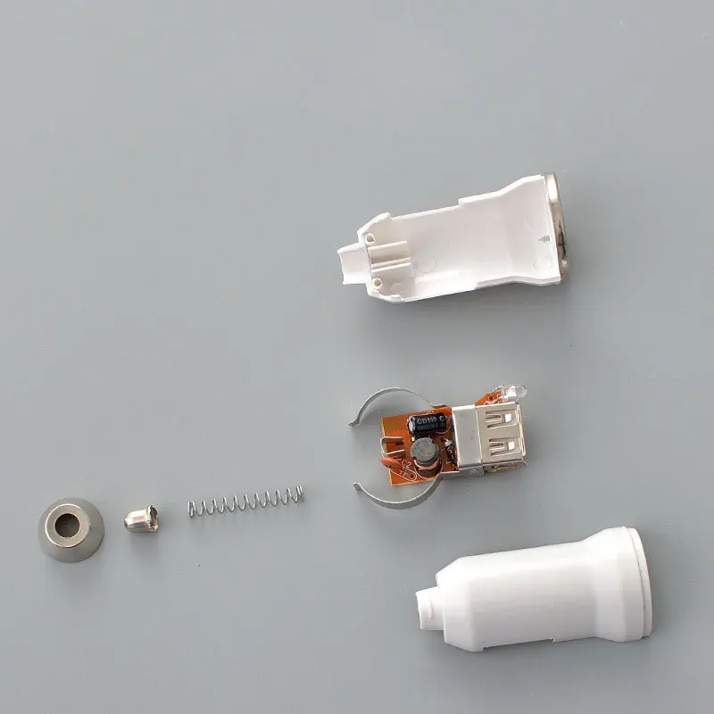 Мини USB Автомобильное зарядное устройство для iPhone X 8 7 6s Plus Samsung Galaxy S10 HUAWEI P30 XIAOMI MI