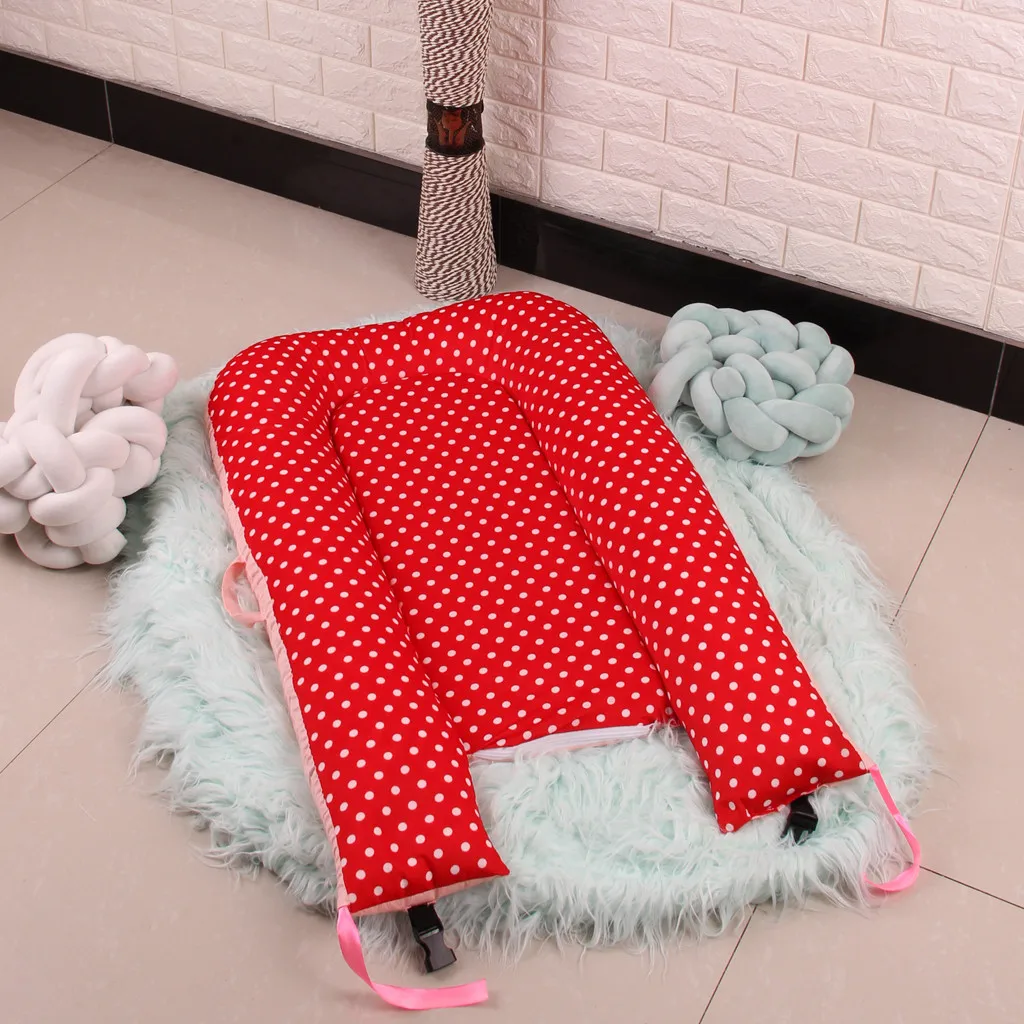 Матрас для новорожденных младенцев для кроватки с портативным, съемным, стиральным чехлом, путешествий, с мультяшным, хлопковым, мягким, комфортным, утробным бионическим дизайном.