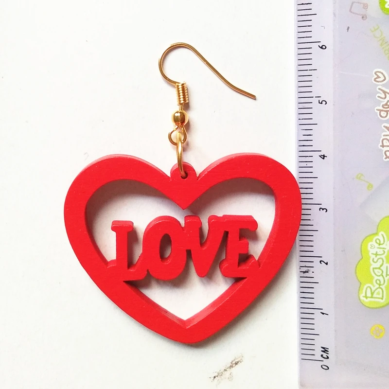 

Big Love Heart Drop Earrings Colorful Wooden Beads Peach Clip Earrings Romantic Party Gifts For Women Girls Jewelry