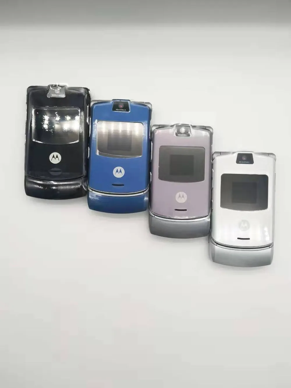 Щепка Цвет~ Всемирная версия флип диапазона квада GSM Motorola DROID Razr V3 мобильного телефона один год гарантии