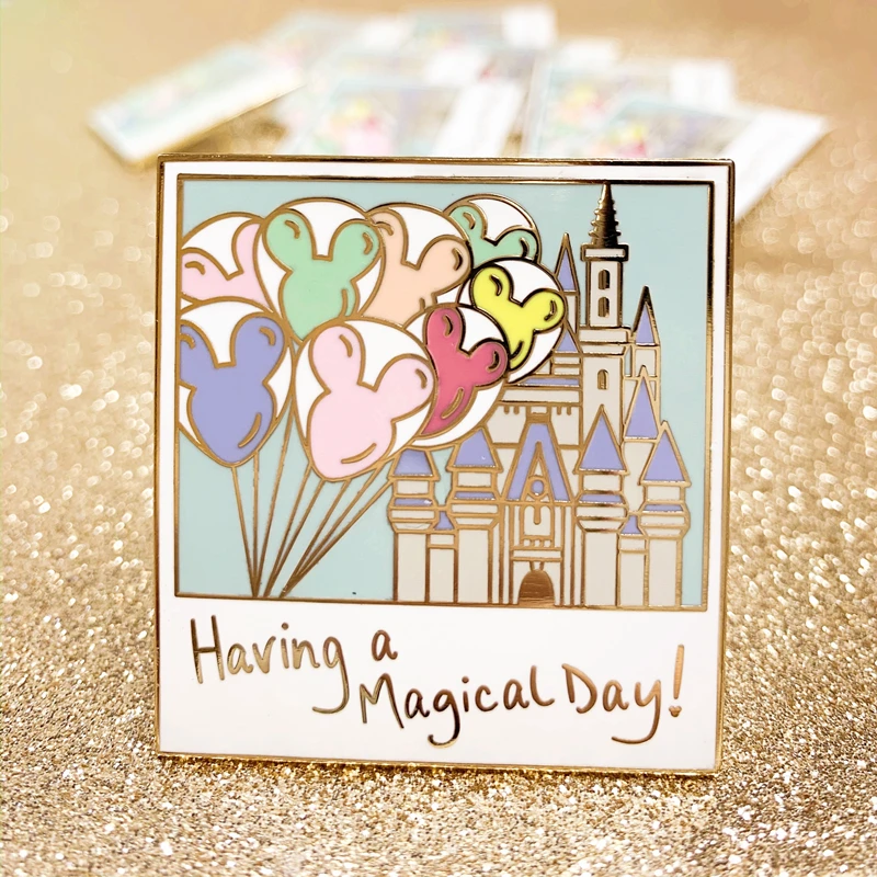 Значок на лацкан LT931 с эмалью изображением Микки Мауса мешочек для брошек |