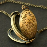 oval carved flower stripe locket magic 4 photo pendant necklace women vintage ancient brass opening photo box jewelry gift