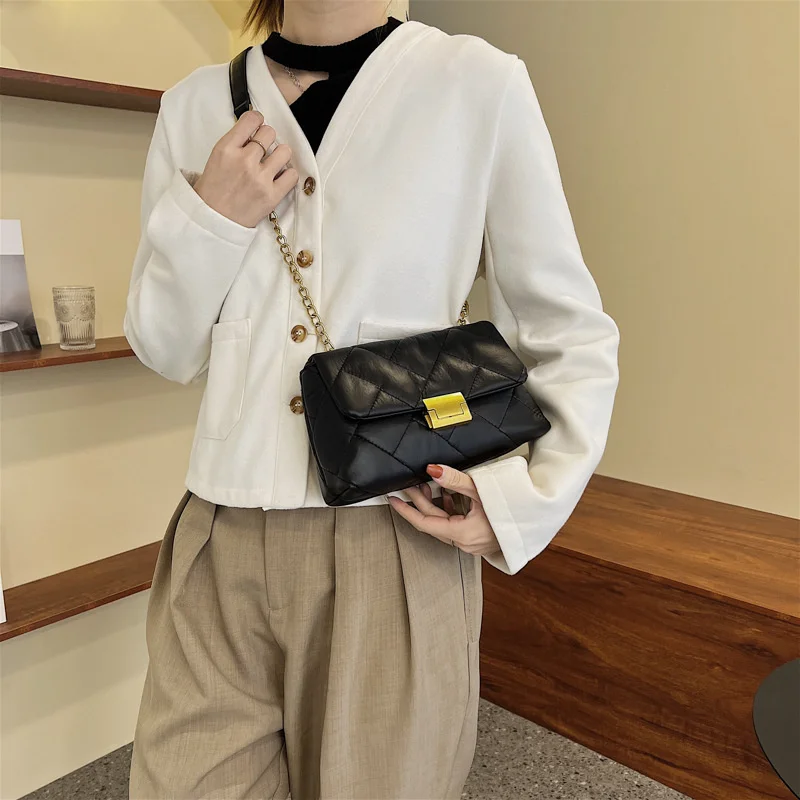 

Minority Vintage Charm Women's Chain Fashion Versatile One Shoulder Messenger Small Square Bag