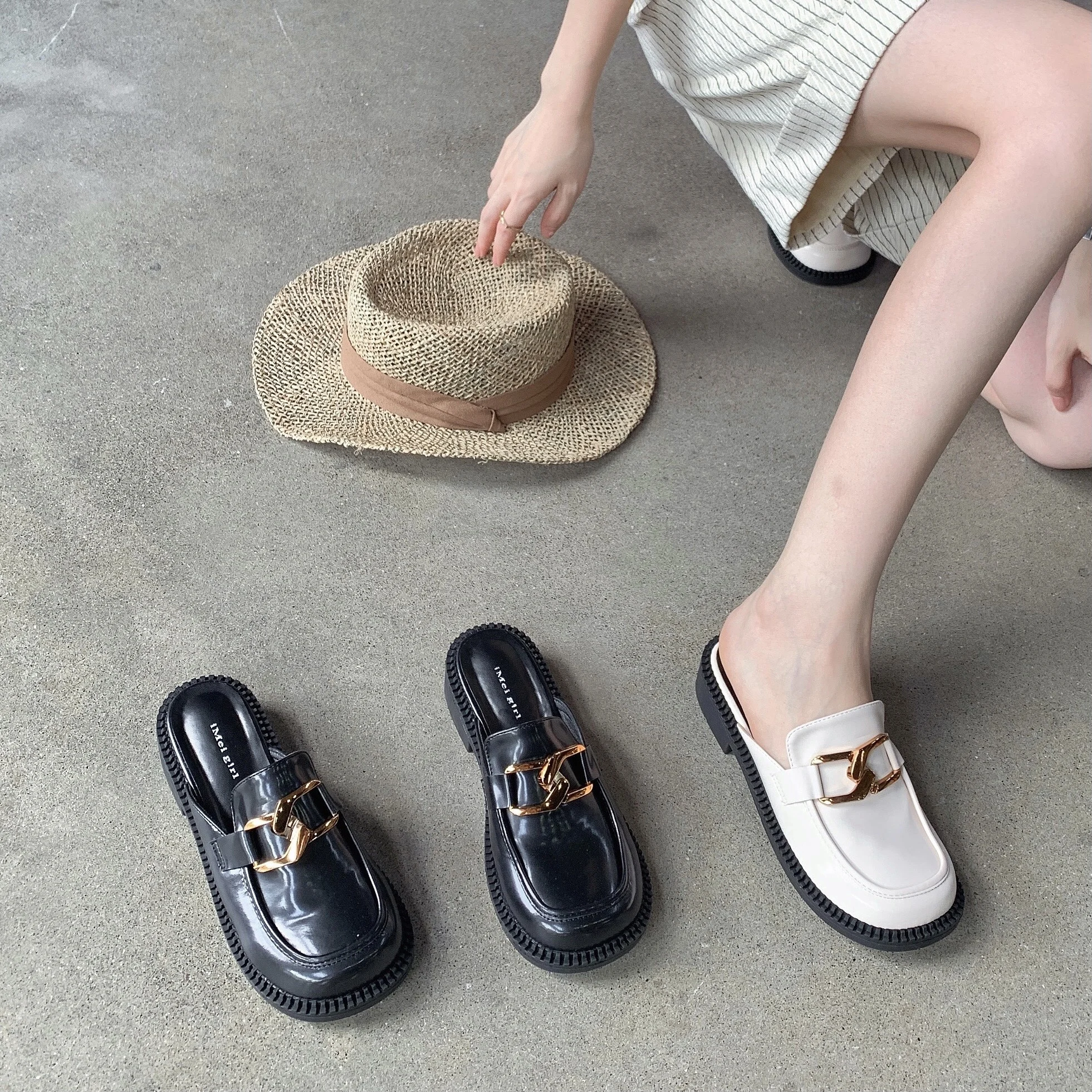 

New summer retro college style small leather shoes female British thick-heeled Baotou half slippers and single shoes