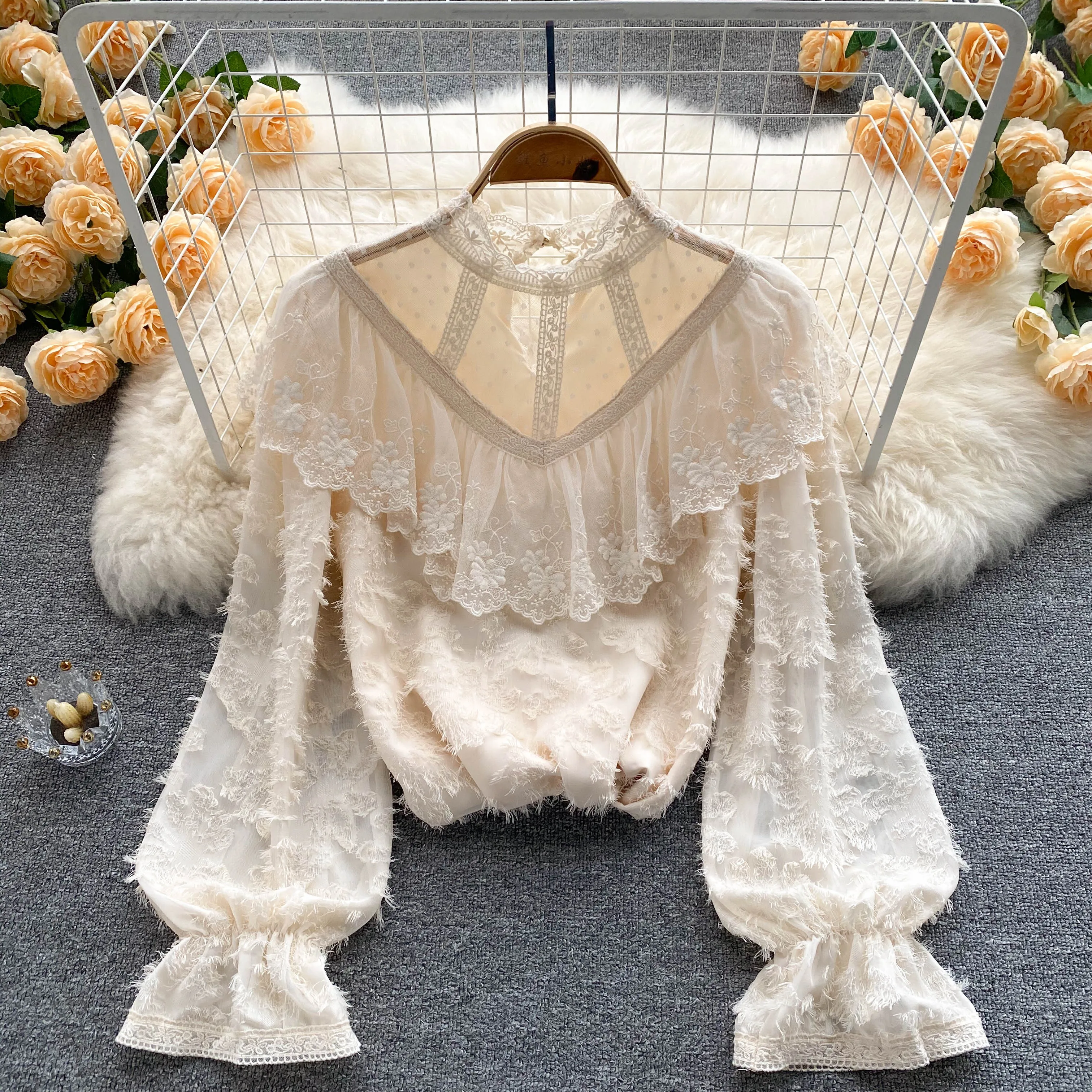 

C345 Women's New Fashion Autumn Stand Neck Hollowed Out Lace Ruffle Shirt Korean Long Sleeve Elegant Tops Mujer Blouse