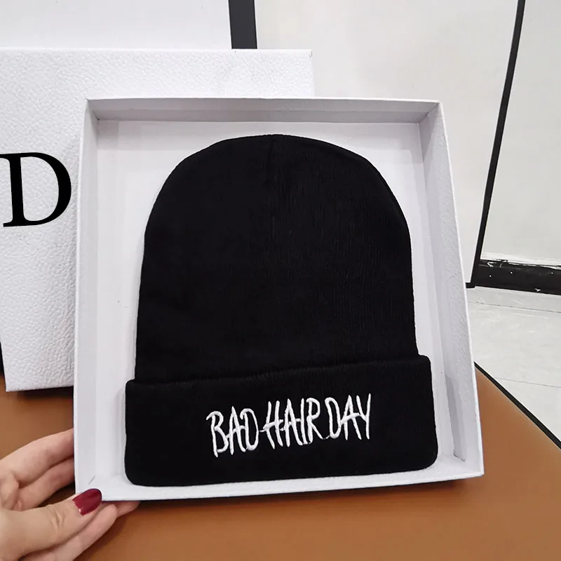 

HT528 Crochet Knit Cap Beanie 2019 Autumn New Solid Warm Skullies Beanies Caps Female Knitted Hat Ladies Girls Winter Hats