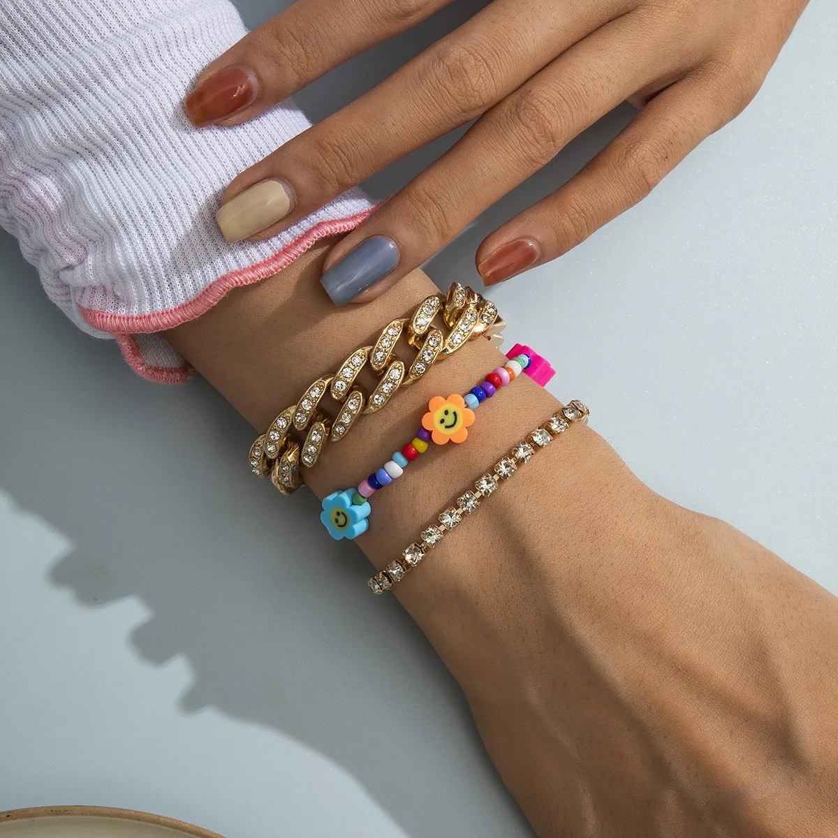 

Женский браслет в стиле панк, цветной мягкий керамический браслет, простой пляжный Плетеный бисерный браслет из кубинской цепи, ювелирные и...