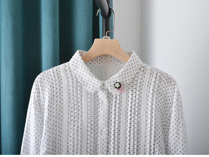 

Lamtrip Boutique Cotton Yarn Little Flowers Print Pleated Lace Stitch Long Sleeve Shirt Blouse 2021 Sping