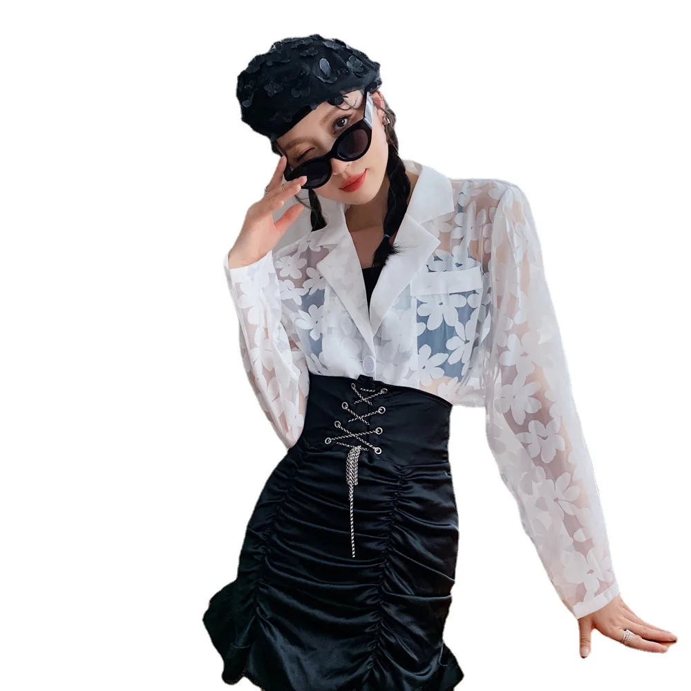 

SuperAen New Design Full Shirt Summer Thin 2021 New Short Loose Notched Sunscreen Blazer Women