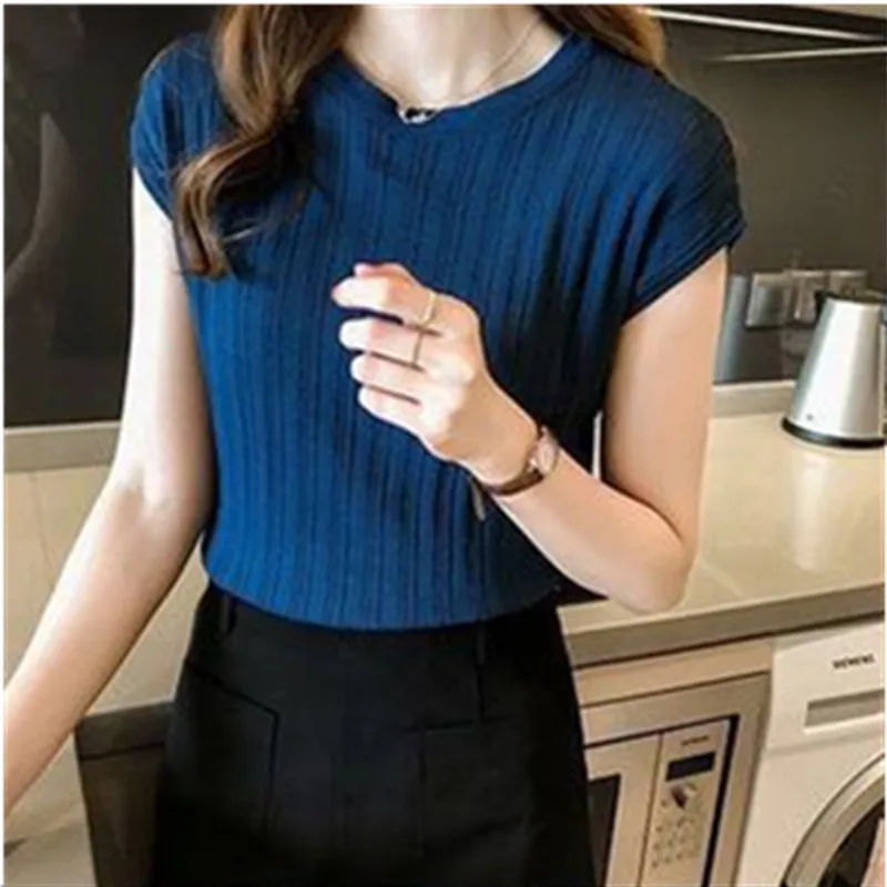 

Женская трикотажная футболка, с коротким рукавом, с круглым вырезом, в уличном стиле, летняя, однотонная, свободная, повседневная, базовая фу...