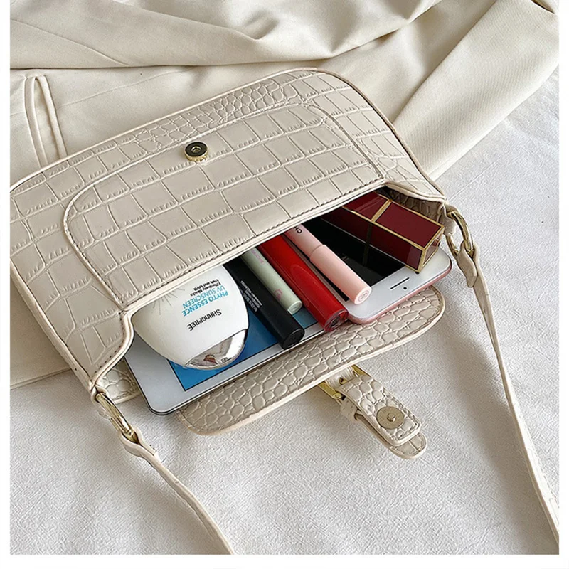 

ShenYanFineLife. Underarm Baguette. P.U material.Fashion Embossed Decoration.Light Luxury, New Products.Durable,Portable. -014