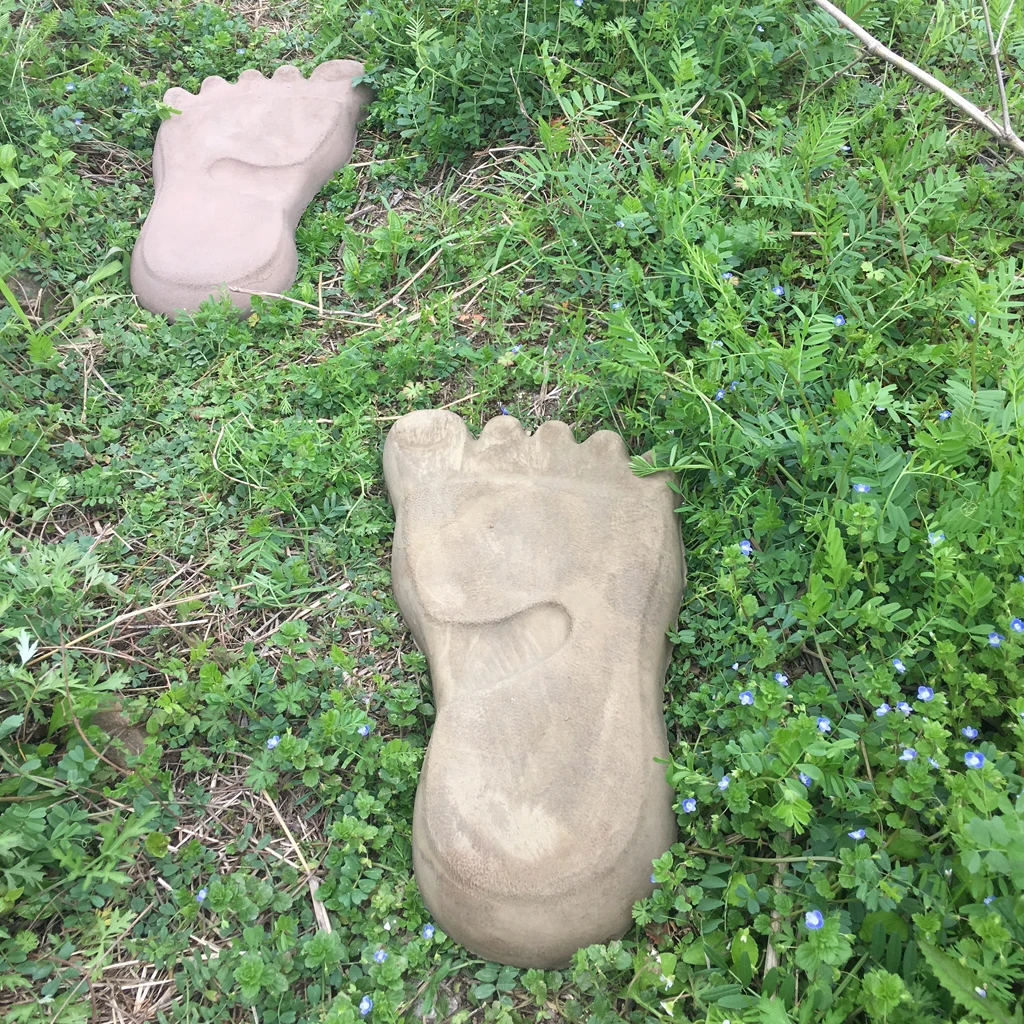 

Large 12'' Human Foot Print Stepping Stone Concrete Plaster Mold Garden Path