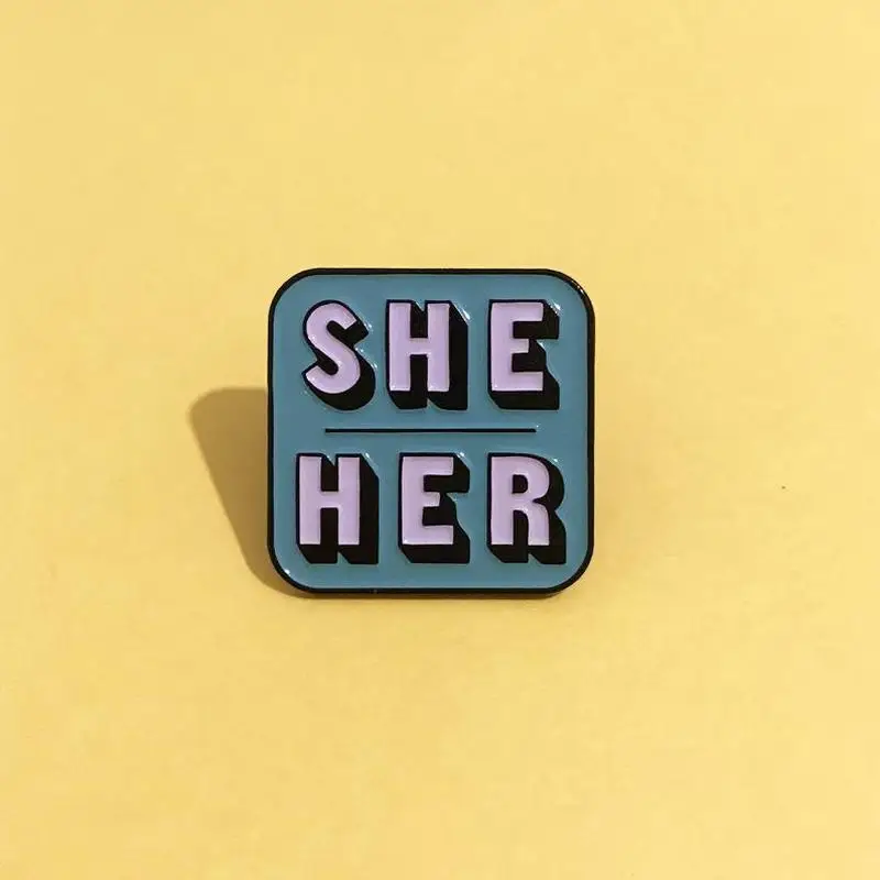 Новинка эмалированная брошь She/Her аксессуары 2021 | Украшения и