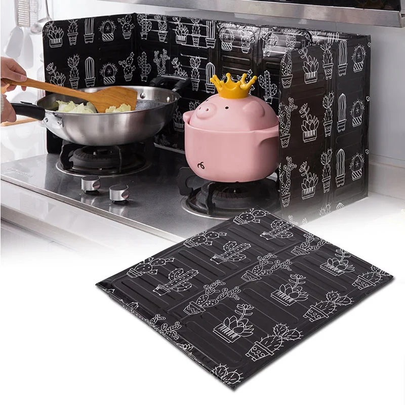 

1PC Kitchen Gadgets Black Oil Splatter Screens Aluminium Foil Plate Gas Stove Splash Proof Baffle Home Kitchen Cooking Tools