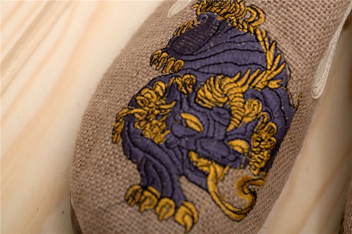 Men Handmade Hemp Loafers Breathable Comfortable Espadrilles Slip On Kungfu Tai Chi Flats Kylin Embroid Unisex Retro Shoes