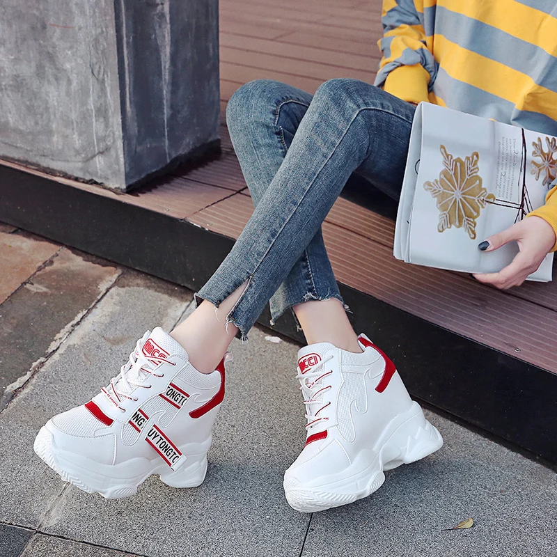 2020 женские кроссовки Сетчатые повседневные на платформе Белая обувь Весенняя