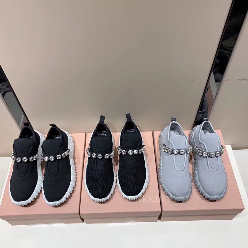 

2021 Thick Sole Casual Shoes Women Flat Round Toe Shiny Rhinestone Decor Stretch Sock Shoes Spring Comfortable Loafers Female