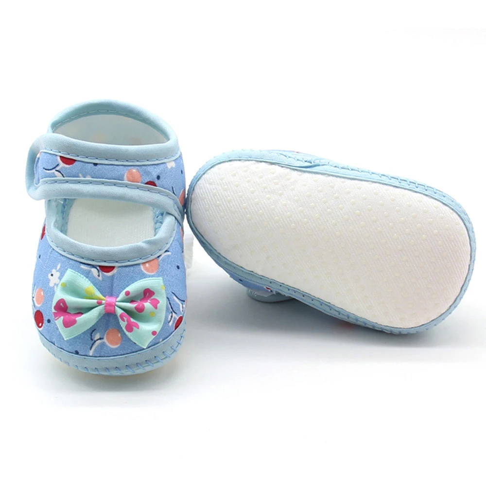 

Baby Shoes Girls Cute Dot Lace Soft Sole Prewalker Warm Casual Flats Shoes Newborn Toddler First Walker Anti-Slip Kids Shoes