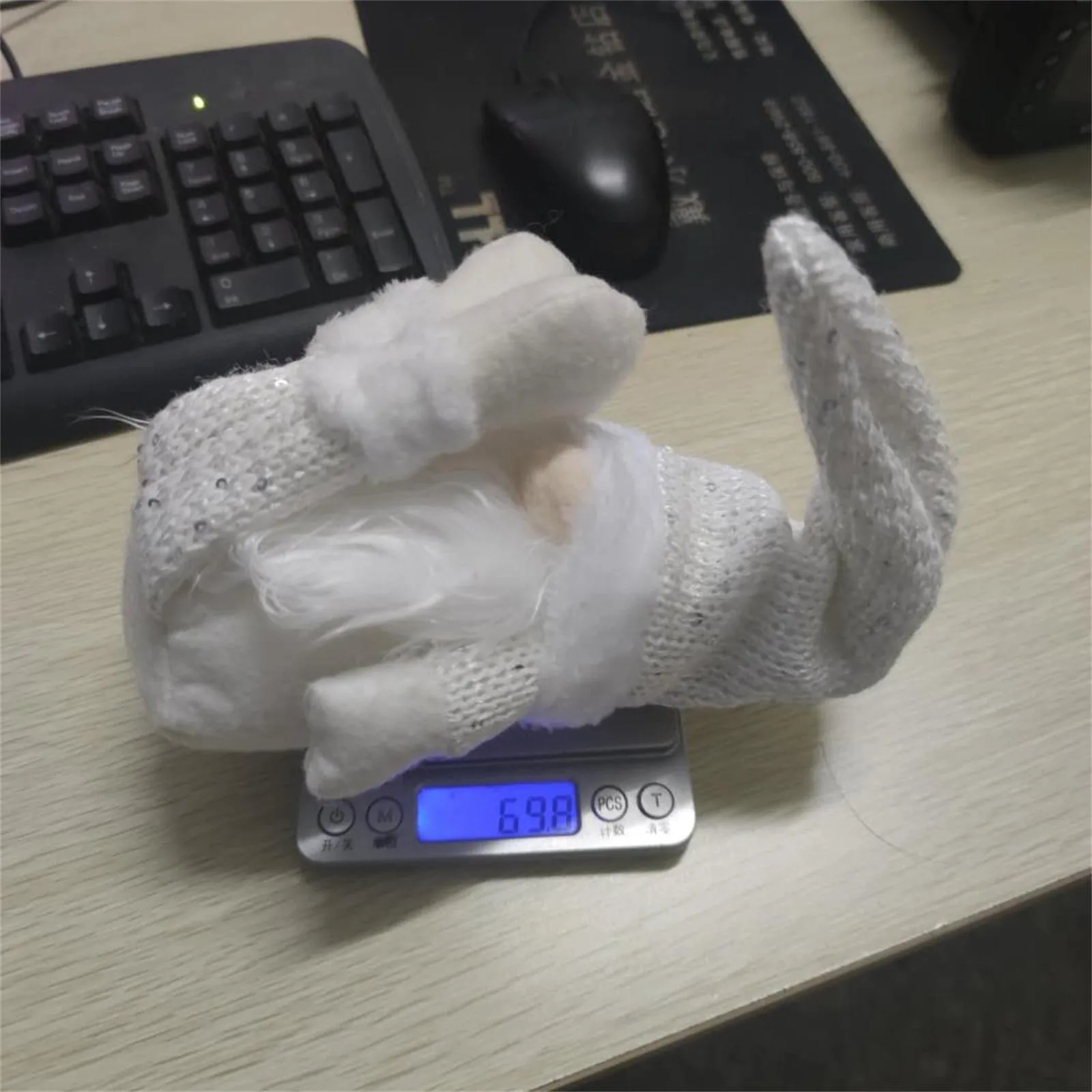 

2021 Valentine's Day Decorations Bedroom Living Room Desktop Decoration Standing Post Valentine's Day Decoration Faceless Doll