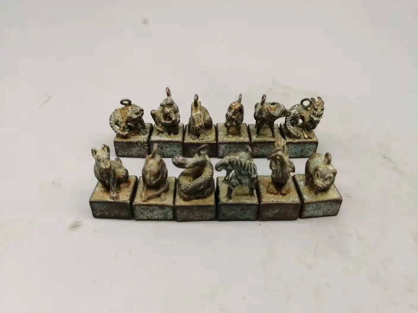 

Collect Chinese old bronze 12 animals seal