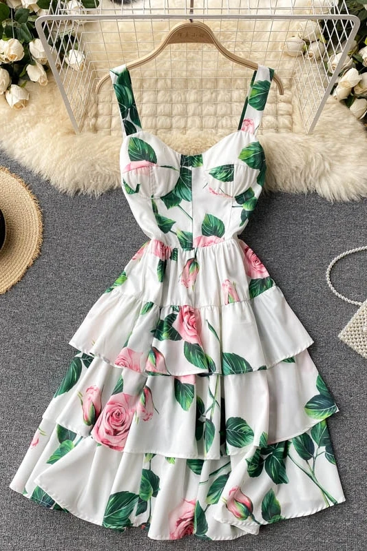 

\Women's Floral Print Beach Dress 2021 Summer Spaghetti Strap Padded High Waist Multi-layered Cascading Ruffles Holiday Dresses