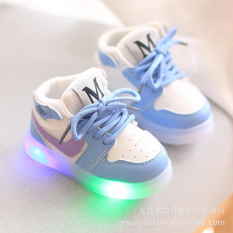

New 2021 Fashion LED Lighted Baby First Walkers Four Seasons Toddlers 5 Stars Excellent Infant Tennis Girls Boys Shoes