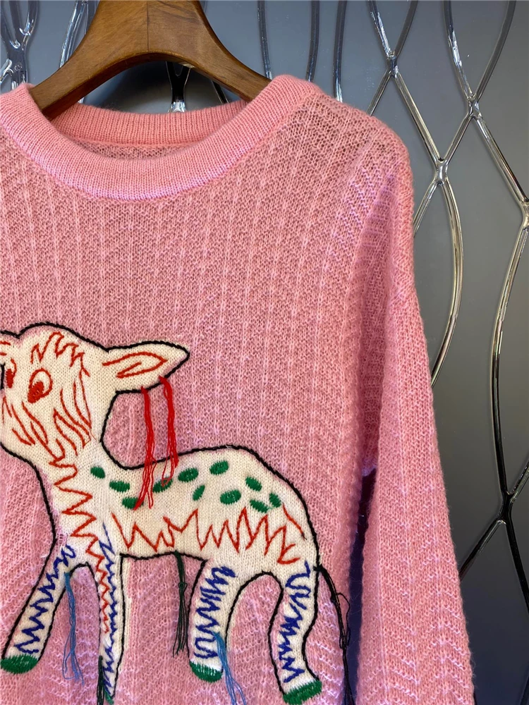 Spring Autumn Women's High quality Embroidery sweaters Sweet Pink color pullovers sweater tops B549
