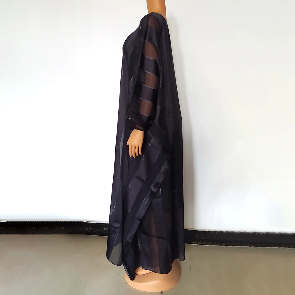 Женское платье в полоску с круглым вырезом и длинным рукавом летучая мышь