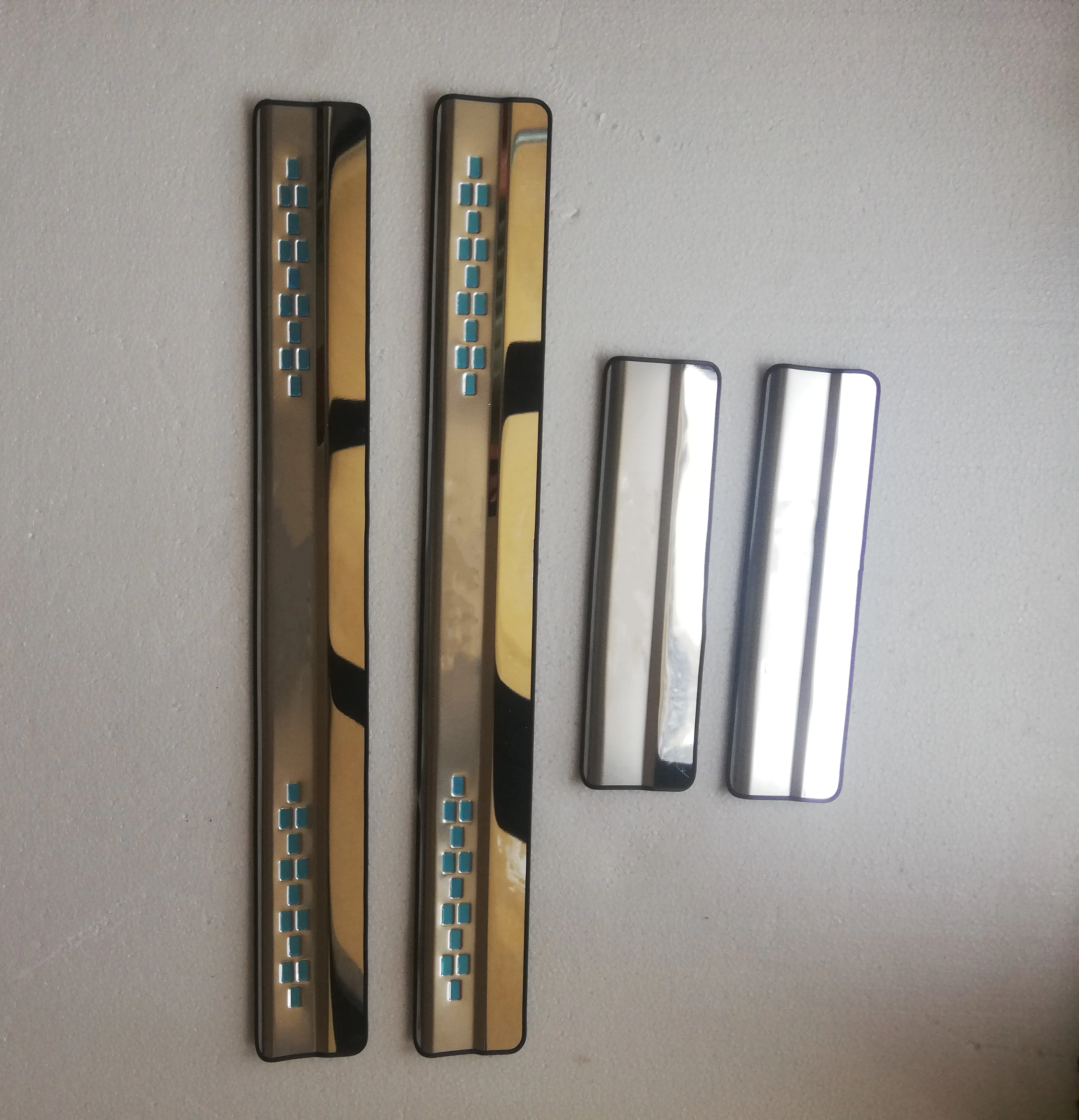 Накладка на порог двери из нержавеющей стали подходит для Toyota RAV4 2013 2014 2016 2015 2017 2018