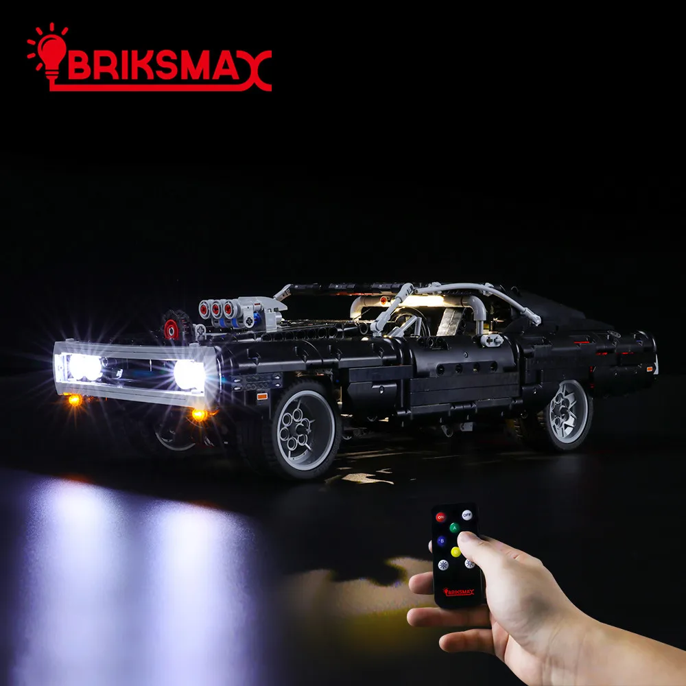 Комплект со светодиодсветильник кой BriksMax для зарядного устройства Dodge 42111 от Dom