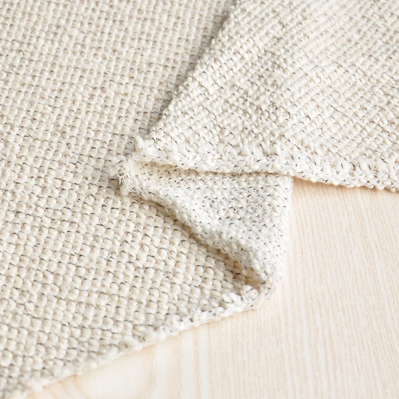 Бесплатная доставка молочно белая ткань с блестящей линией тканевая для свитера