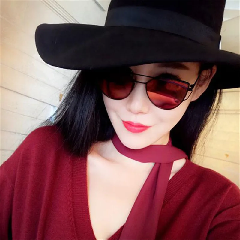 Солнцезащитные очки кошачий глаз женские пластиковые зеркальные солнечные с