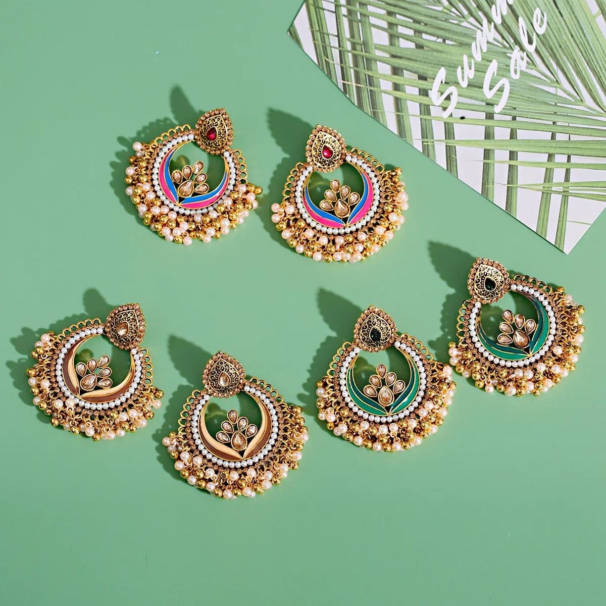 

Ethnic Women's Gold Flower Jhumka Earrings Femmes Palace Dripping Oil Earrings Orecchini Donna Vintage Pearl Palace Earring